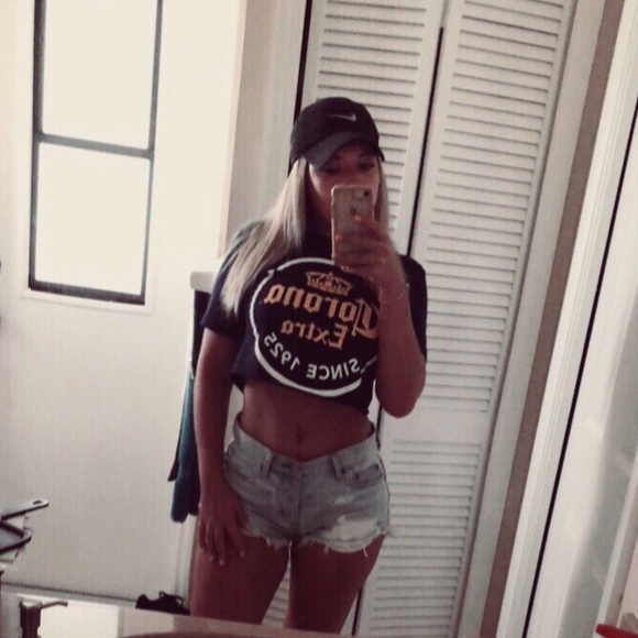 Meet your Posher, Alexsys - Picture 2 of 8